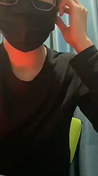 Snapshot of yfx468 chatting on 03-03-25, 04:58 yfx468 online show from 03-03-25, 04:58