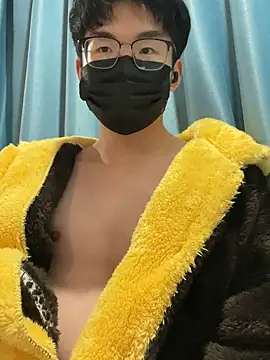 Snapshot of yfx468 chatting on 03-10-25, 04:25 yfx468 online show from 03-10-25, 04:25