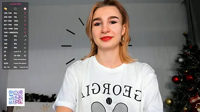 Snapshot of FloraHaskell chatting on 01-14-25, 04:25 FloraHaskell online show from 01-14-25, 04:25