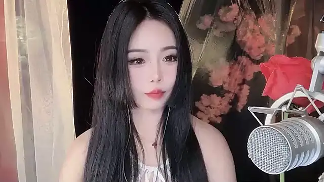 Snapshot of ying-love520 chatting on 02-09-25, 08:32 ying-love520 online show from 02-09-25, 08:32