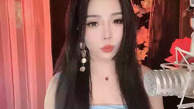 Snapshot of ying-love520 chatting on 03-12-25, 11:21 ying-love520 online show from 03-12-25, 11:21