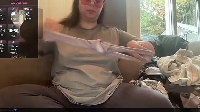 Teasingsarah online show from 09-30-25, 04:24