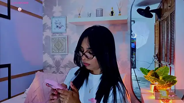 CharlotteGraay online show from 03-17-26, 07:39