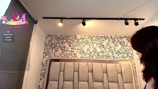 Victoria Adamns online show from 02-19-26, 12:02