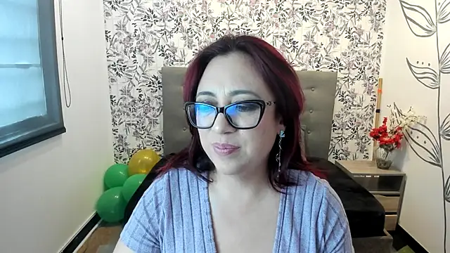 Snapshot of Victoria_Adamns chatting on 03-20-25, 02:42 Victoria Adamns online show from 03-20-25, 02:42