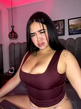 Sara  collins   online show from 11-19-25, 12:05