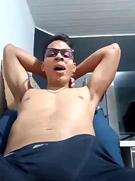 HornyTiger744 online show from 02-05-26, 12:28