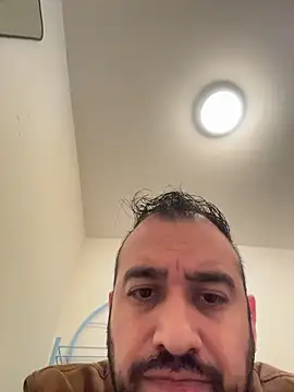 leonardohot1987 online show from 12-05-25, 06:28