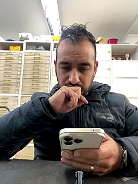 leonardohot1987 online show from 11-27-25, 08:09