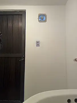 leonardohot1987 online show from 12-19-25, 04:09