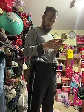 leonardohot1987 online show from 02-18-25, 06:04