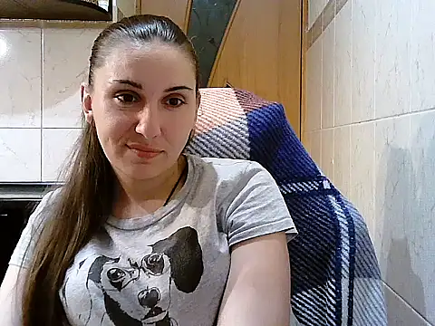 Snapshot of Yuliia30 chatting on 07-28-26, 03:54 Yuliia30 online show from 07-28-26, 03:54