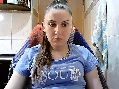 Snapshot of Yuliia30 chatting on 07-17-26, 04:48 Yuliia30 online show from 07-17-26, 04:48