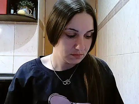 Yuliia30 online show from 05-08-26, 03:38