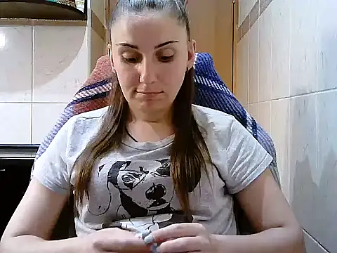 Snapshot of Yuliia30 chatting on 07-28-26, 04:50 Yuliia30 online show from 07-28-26, 04:50
