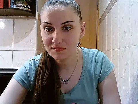 Yuliia30 online show from 05-26-26, 04:05