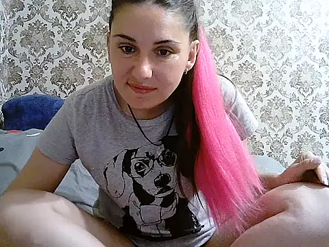 Snapshot of Yuliia30 chatting on 06-28-26, 09:26 Yuliia30 online show from 06-28-26, 09:26