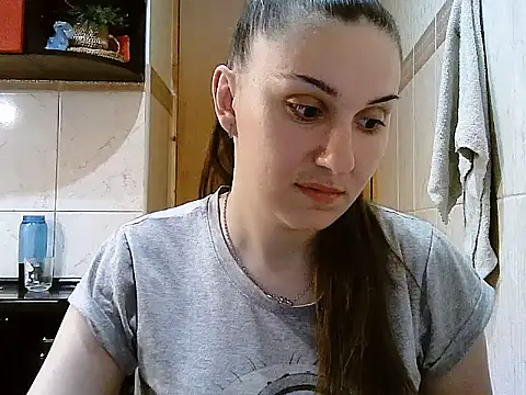 Yuliia30 online show from 06-04-26, 04:55