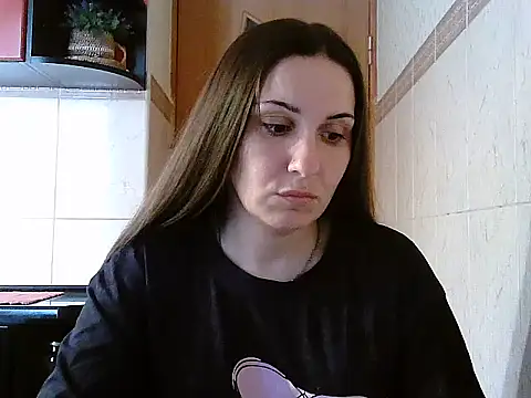 Yuliia30 online show from 06-08-26, 12:27