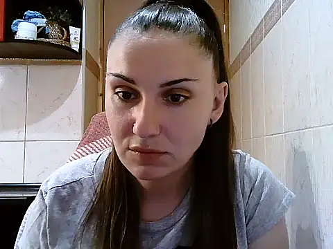 Snapshot of Yuliia30 chatting on 07-25-26, 02:56 Yuliia30 online show from 07-25-26, 02:56