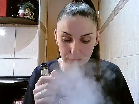 Yuliia30 online show from 05-02-26, 04:12