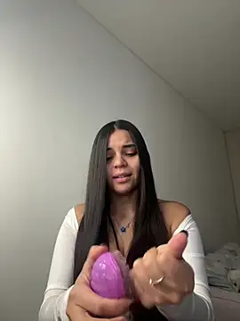 Anddyy   online show from 07-18-26, 03:53