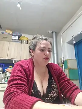 Snapshot of Jyleta chatting on 06-18-26, 10:37 Jyleta online show from 06-18-26, 10:37