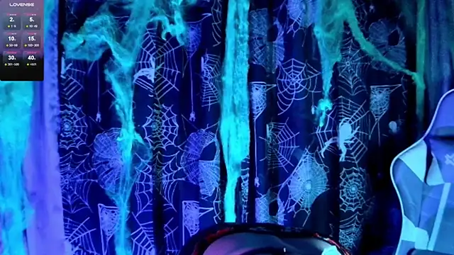 Kimlennox  online show from 10-27-25, 02:18