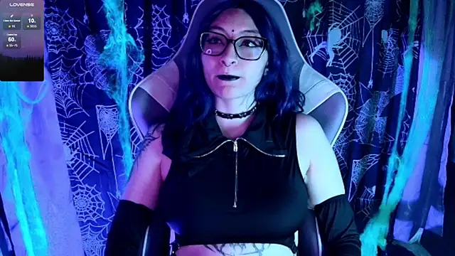 Kimlennox  online show from 10-30-25, 01:31