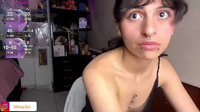 B0nnie H0ney online show from 03-18-25, 01:35