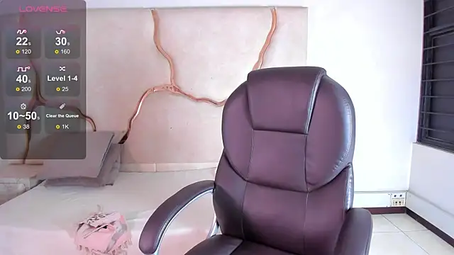 Salmaportman69 online show from 07-02-26, 03:23