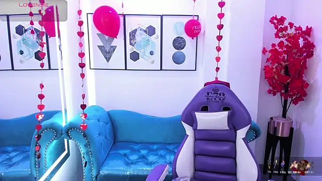 Akaza Hakuji  online show from 02-10-26, 12:15