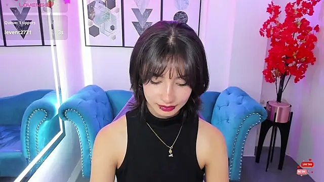 Akaza Hakuji  online show from 09-27-25, 12:33