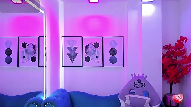 Akaza Hakuji  online show from 02-25-26, 12:16