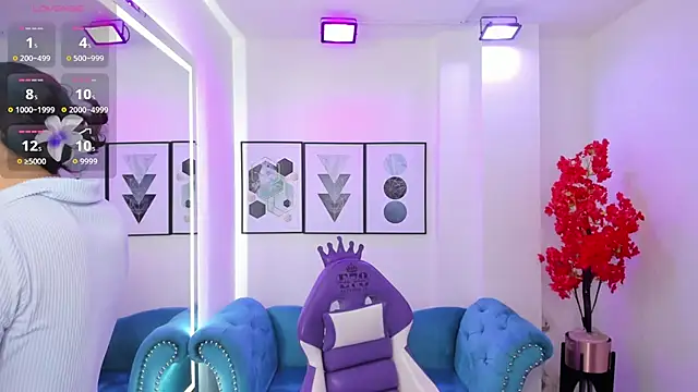 Akaza Hakuji  online show from 10-24-25, 12:26