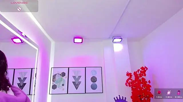 Akaza Hakuji  online show from 10-10-25, 12:28