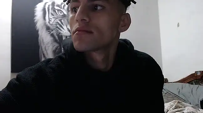 Snapshot of dany_hardy chatting on 01-11-25, 12:18 dany hardy online show from 01-11-25, 12:18