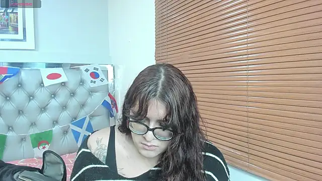 kathepickmanx online show from 06-18-26, 03:16