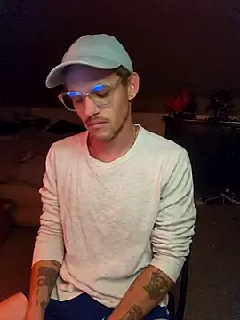 SoxxyNsh online show from 10-17-25, 03:10