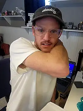 SoxxyNsh online show from 11-12-25, 06:12