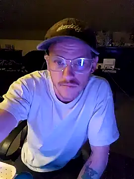 SoxxyNsh online show from 11-30-25, 02:56