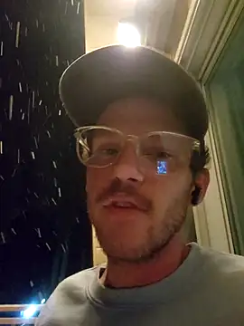 SoxxyNsh online show from 11-17-25, 05:22