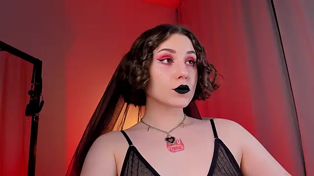 Eva Moss  online show from 03-04-25, 10:49