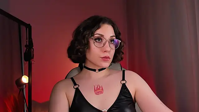 Eva Moss  online show from 03-20-25, 10:32