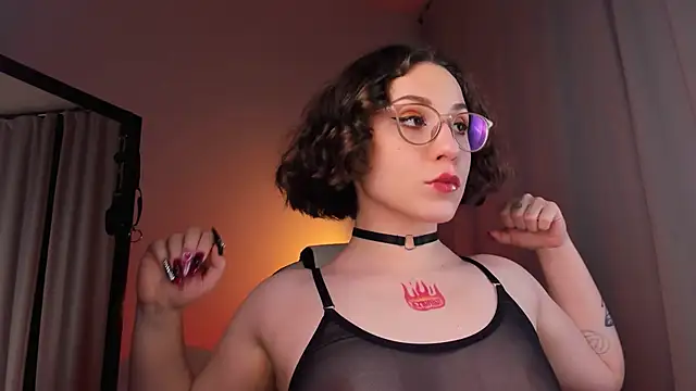 Eva Moss  online show from 03-03-25, 09:26