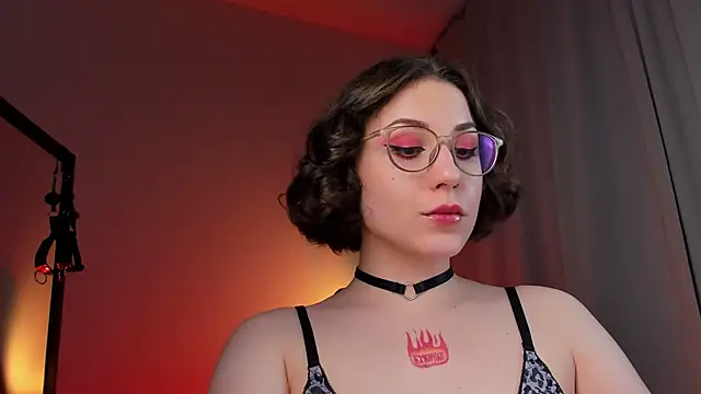 Eva Moss  online show from 03-01-25, 12:07