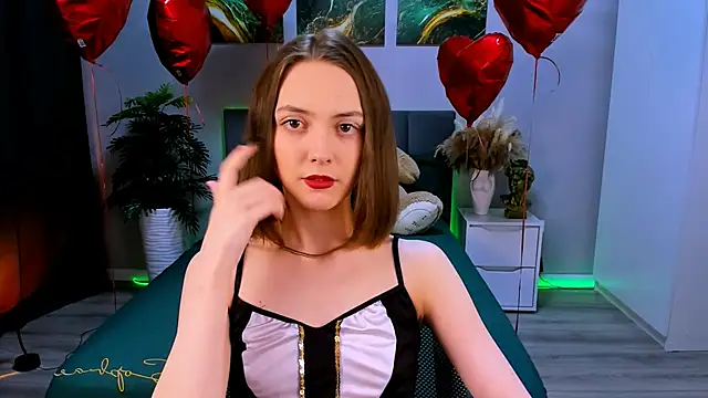 JesssWalker online show from 03-11-25, 08:53