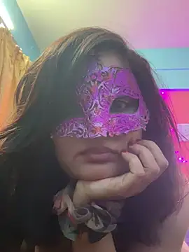 Snapshot of Ayeshaa__25 chatting on 03-11-25, 12:39 Ayeshaa  25 online show from 03-11-25, 12:39