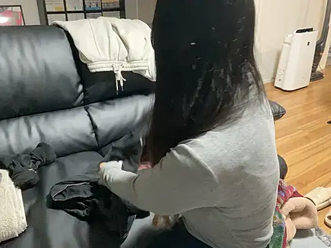 yazawa oO online show from 04-21-26, 12:56