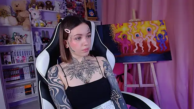 Snapshot of Catharsisi chatting on 02-09-25, 05:54 Catharsisi online show from 02-09-25, 05:54